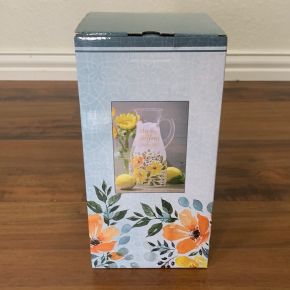 Christian Art Gifts Glass Serving Pitcher with Handle -58 fl. oz. - Picture 4 of 9